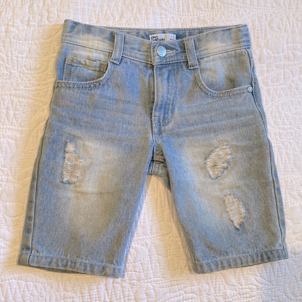 Epic Threads Skinny Slim denim jean shorts size 5 DISTRESSED